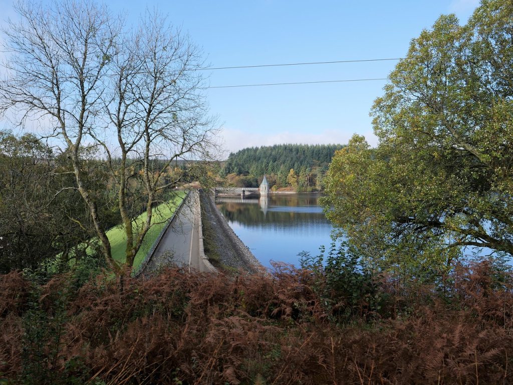 guided walking holidays in wales, walking holidays in wales for singles