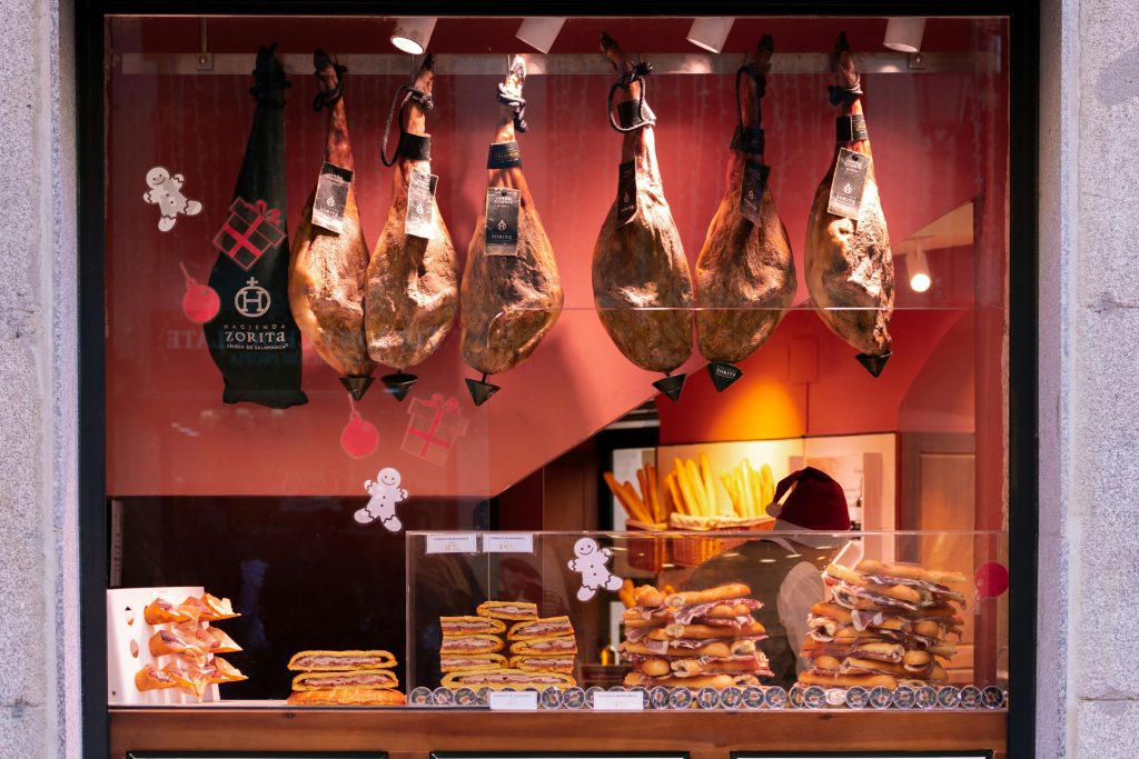 jamón ibérico, Walking trails in Basque Country