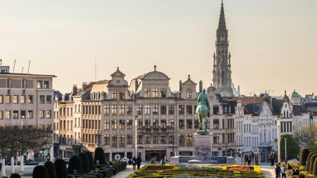 Panoramic view of Brussels city center with historic landmarks and urban gardens, gateway to the best hikes near Brussels.
