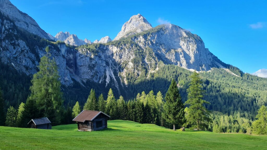 hut in austria