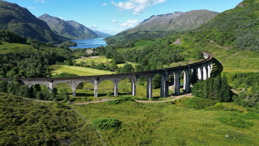 walking holiday in scotland